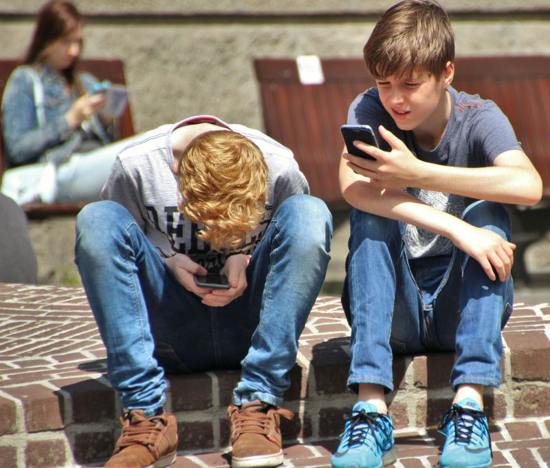 Disconnect of connected teens